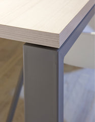 Mesa Brezo Patas Metalicas Tapa Natural. Medidas Varias