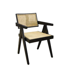 Sillón JEANERET con esterillado en respaldo y asiento. Con apoya brazos