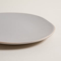 Plato postre monastir gris borde natural 20 cm