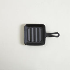 Provoletera de hierro cuadrada con mango