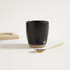 Set x4 copetineros de porcelana negra con base de bamboo