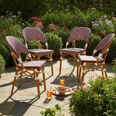 Silla French bistro esterillado de simil ratan plástico con patas naturales - blanco y rojo