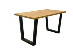 MESA DE COMEDOR NEW NATURE MADERA BASE NEGRA 1.40