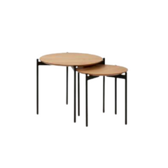 Mesa Ratona helsinky tapa natural y base metálica en negro