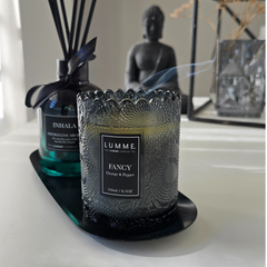 Vela fancy cristal negro con relieve floral