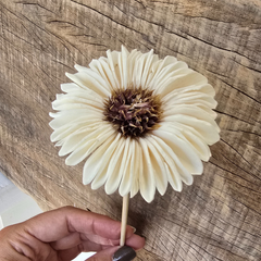 Flor de tela para difusores con varilla de bamboo - 6 cm