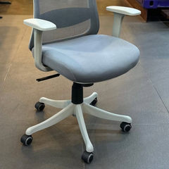 Sillón de oficina Baxter neumática - Gris