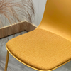 Image of Silla de comedor Línea Odense de plástico con almohadón