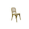 Image of Sillas Thonet de comedor con patas de madera.