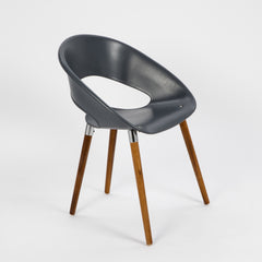 Silla One gris Wood plástica con Patas de Madera