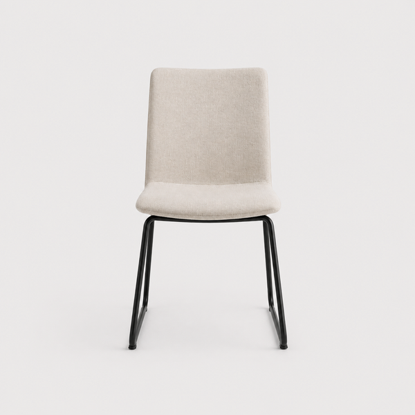 Silla Quina tapizada en lino beige