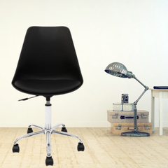 Silla Tulip con ruedas - negro