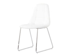 Silla Verona tapizada en ecocuero negro y patas trineo cromadas