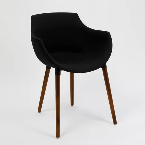 Silla Frida tapizada patas de madera