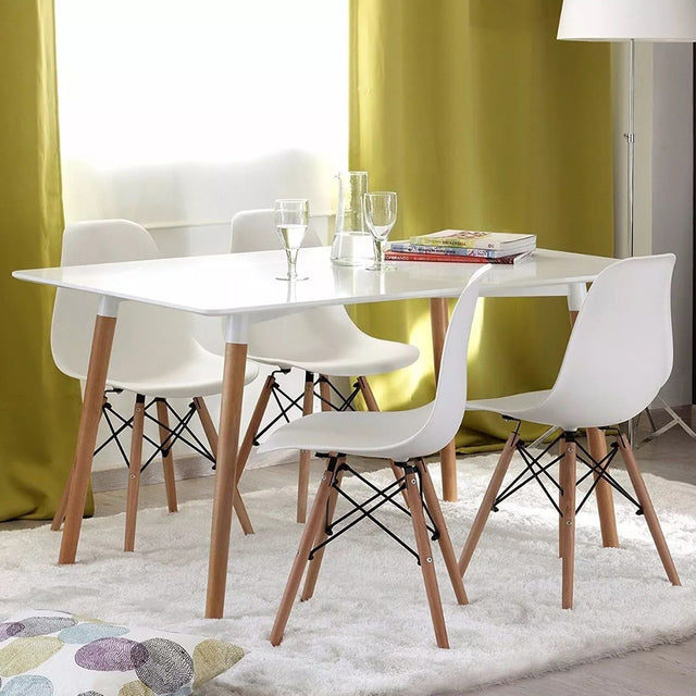Mesa Eames con tapa blanca y patas de madera redondas